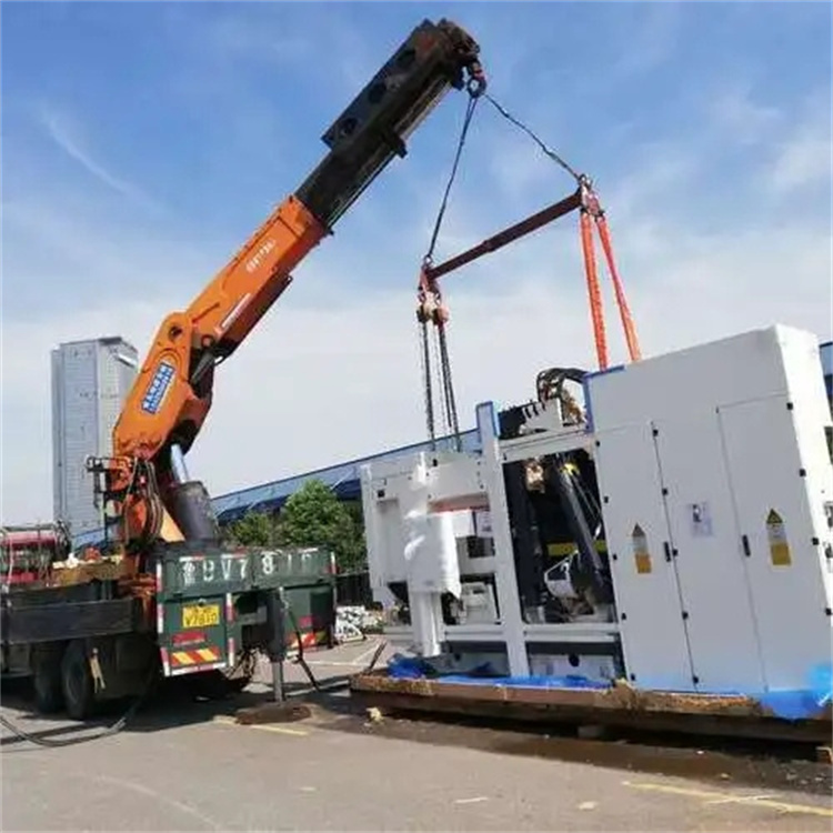 枣阳附近小吊车联系方式|8-16吨|本地及时服务